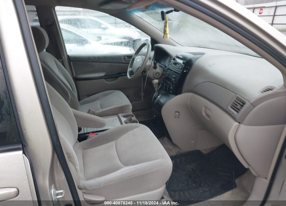 2005 TOYOTA SIENNA LE VIN: 5TDZA23C55S340528