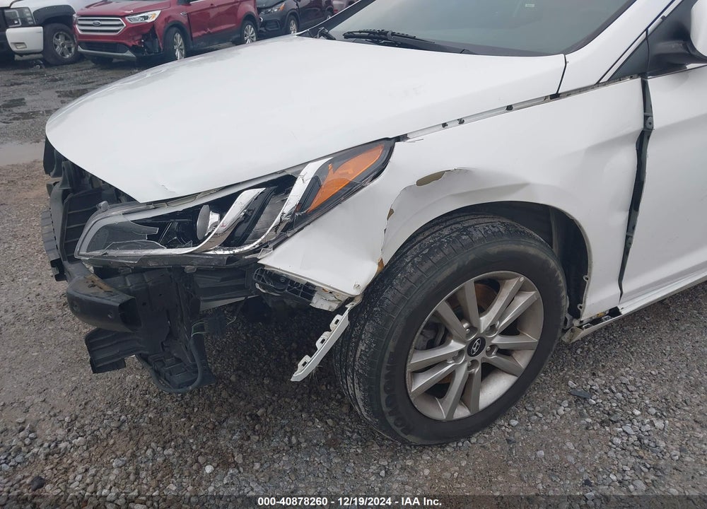 2017 HYUNDAI SONATA VIN: 5NPE24AFXHH517413