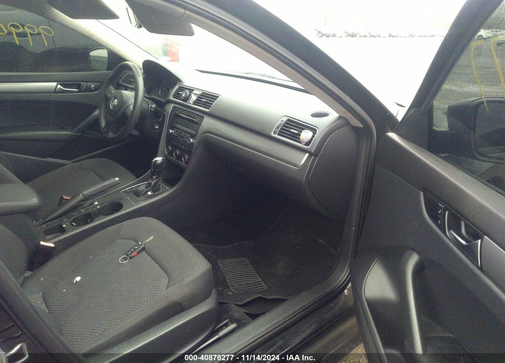 2013 VOLKSWAGEN PASSAT 2.5L S VIN: 1VWAP7A31DC085255
