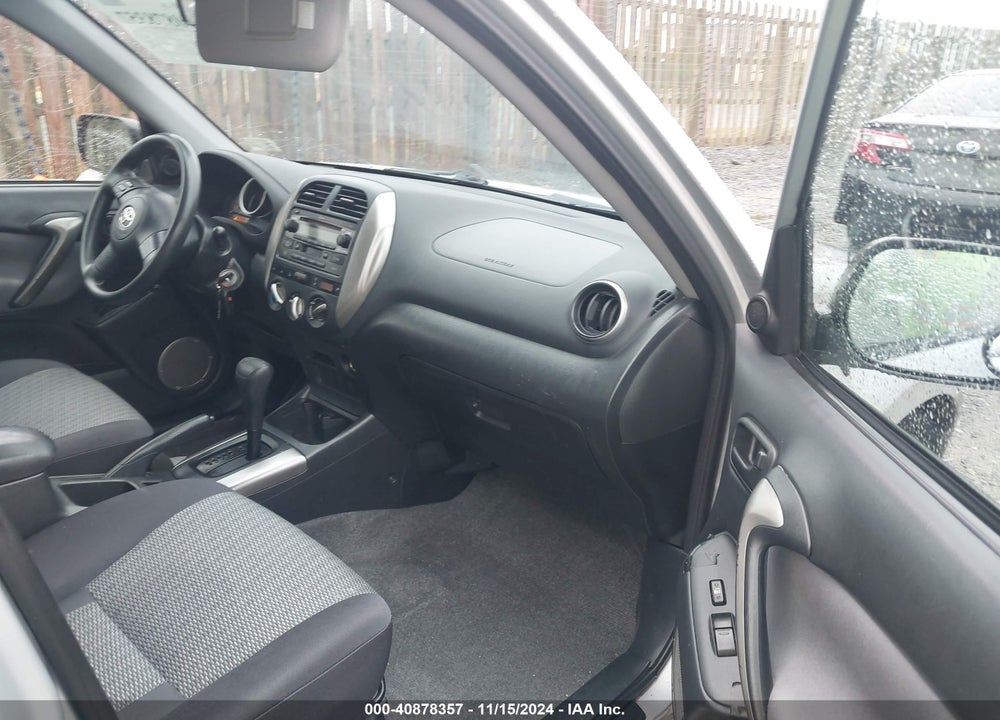 2004 TOYOTA RAV4 VIN: JTEHD20V540034371