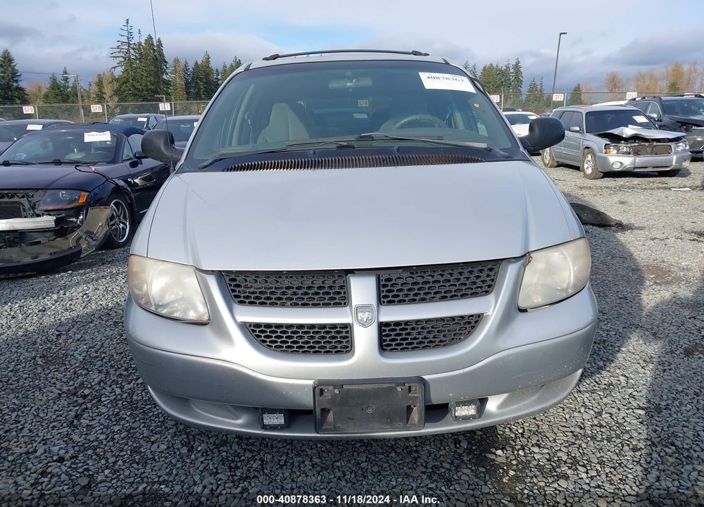 2002 DODGE GRAND CARAVAN SPORT VIN: 2B4GP44RX2R702861