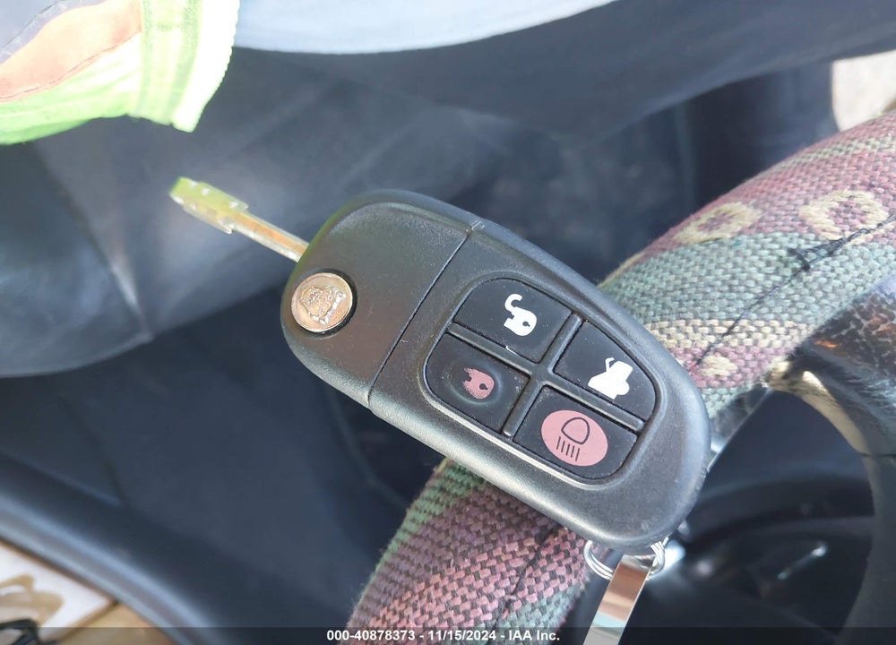 2002 JAGUAR X-TYPE 2.5L VIN: SAJEA53D52XC51285