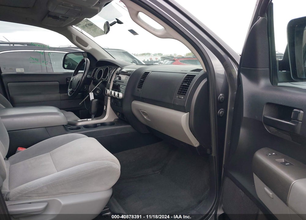 2012 TOYOTA SEQUOIA SR5 5.7L V8 VIN: 5TDZY5G19CS038419
