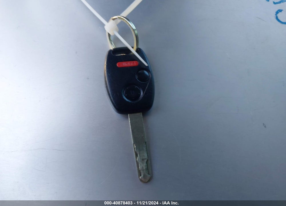 2010 HONDA CIVIC LX VIN: 19XFA1F5XAE053698