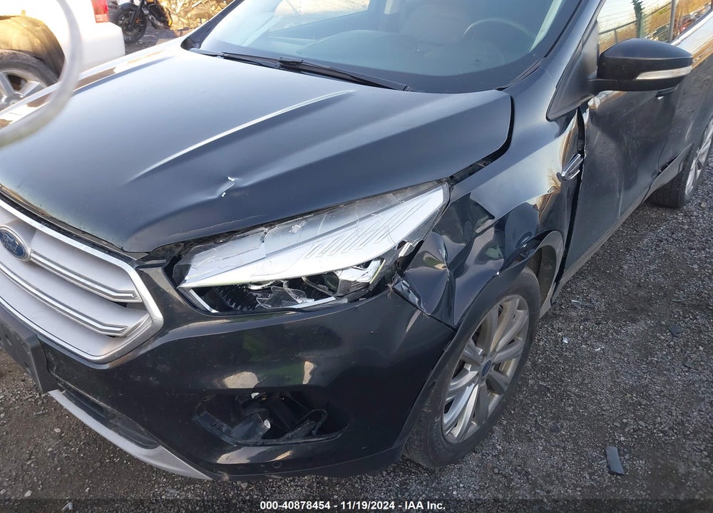 2018 FORD ESCAPE TITANIUM VIN: 1FMCU9J90JUD59664