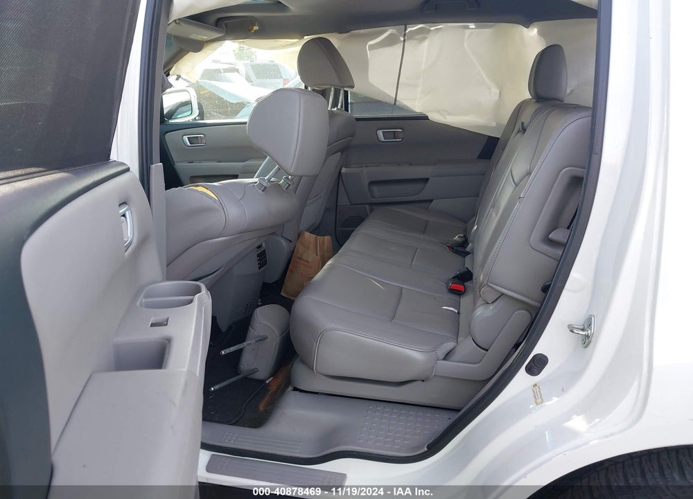 2014 HONDA PILOT TOURING VIN: 5FNYF4H92EB027303