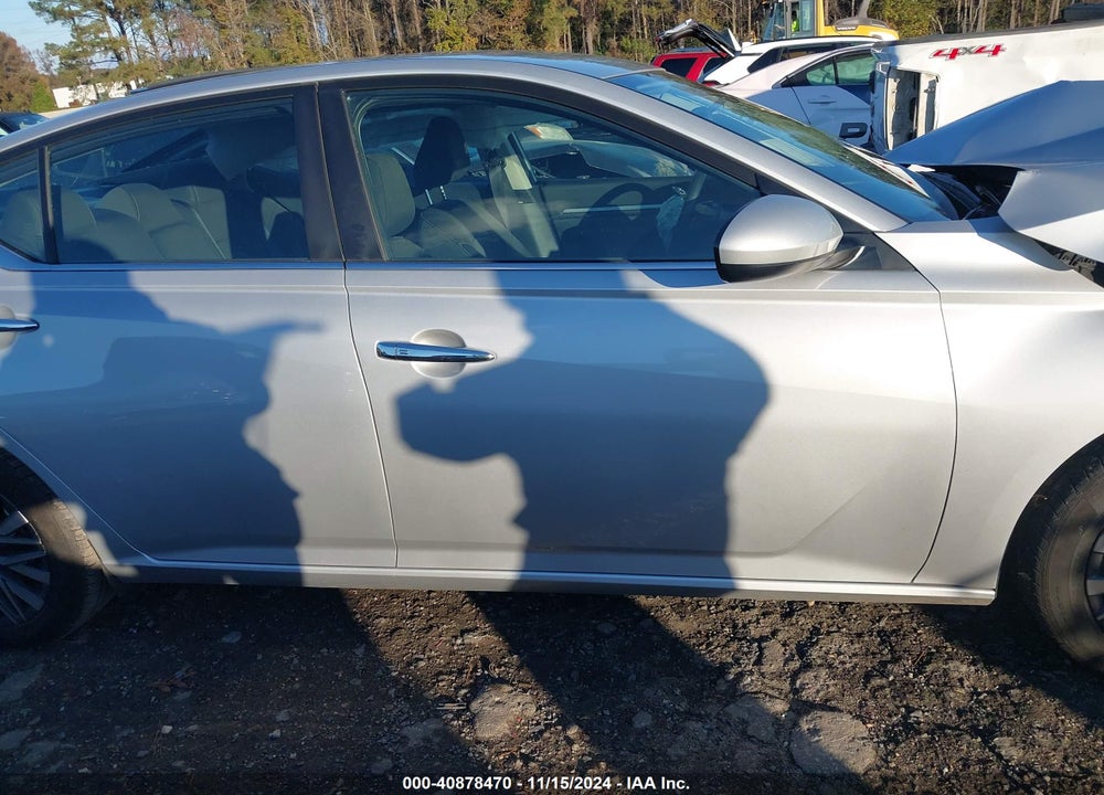 2023 NISSAN ALTIMA SV FWD VIN: 1N4BL4DV6PN396757