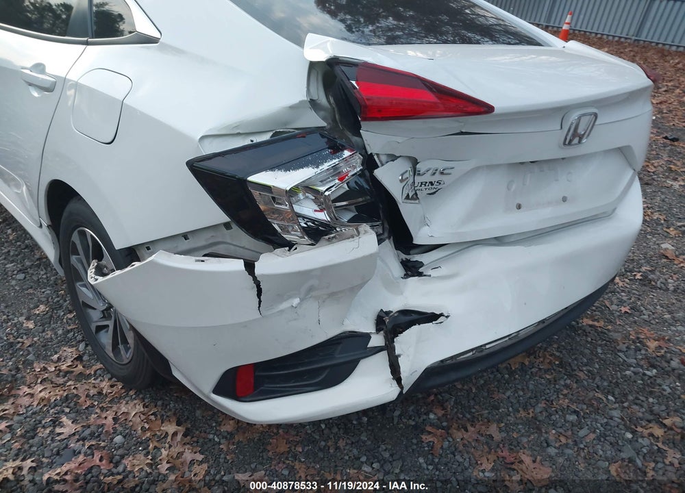 2018 HONDA CIVIC EX VIN: 2HGFC2F77JH512399