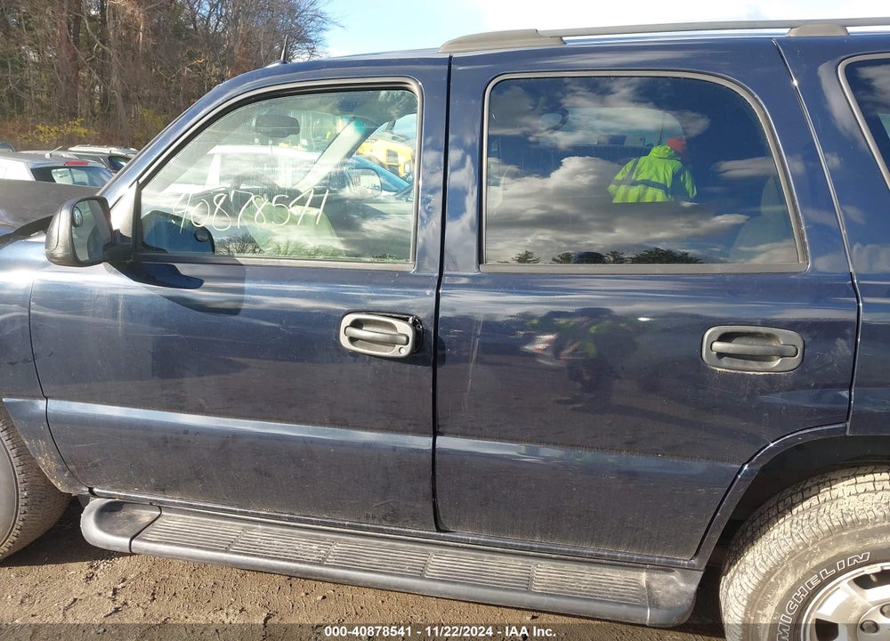 2005 CHEVROLET TAHOE LS VIN: 1GNEK13T55J222764