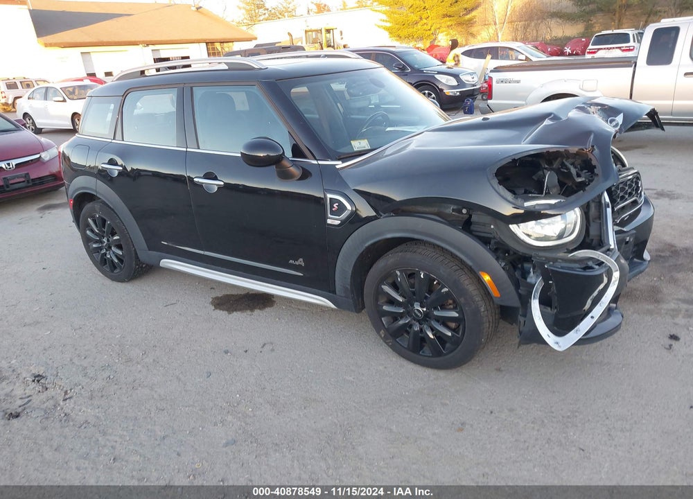 2018 MINI COUNTRYMAN COOPER S VIN: WMZYT5C33J3E19010