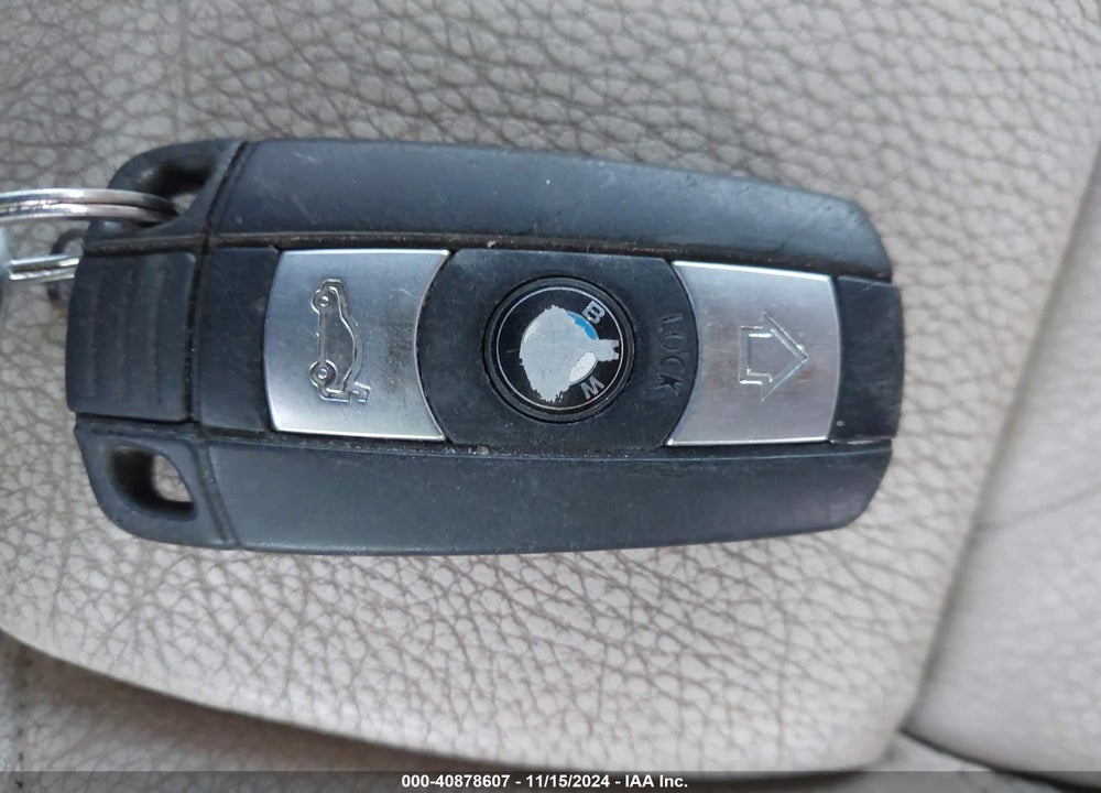 2007 BMW 328I VIN: WBAWB33517PV70049