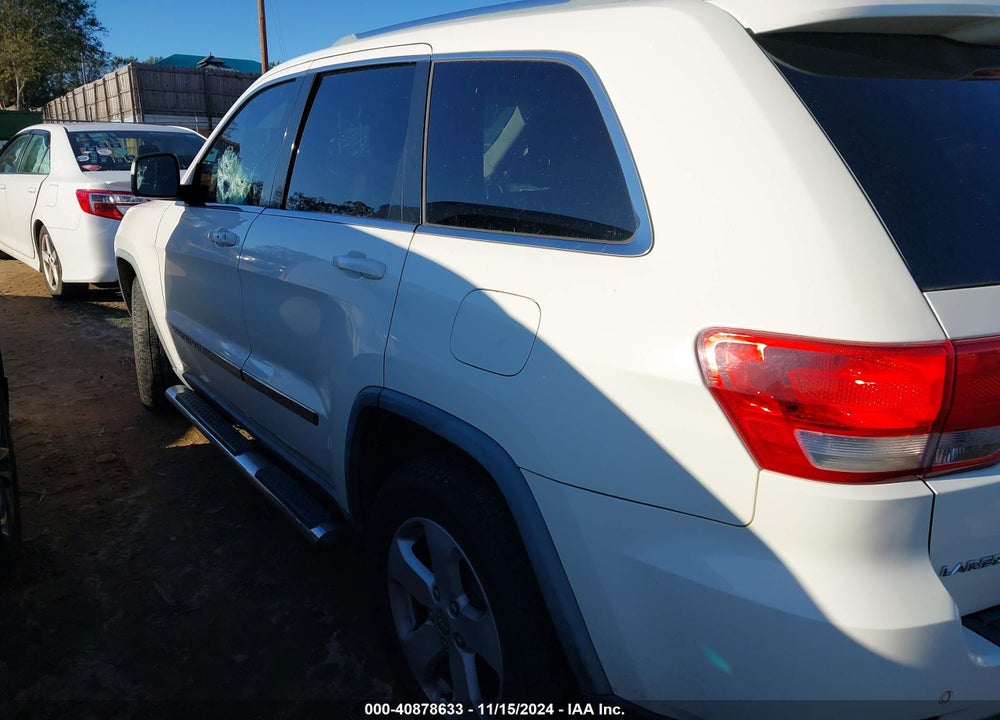 2011 JEEP GRAND CHEROKEE LAREDO VIN: 1J4RS4GT3BC588710