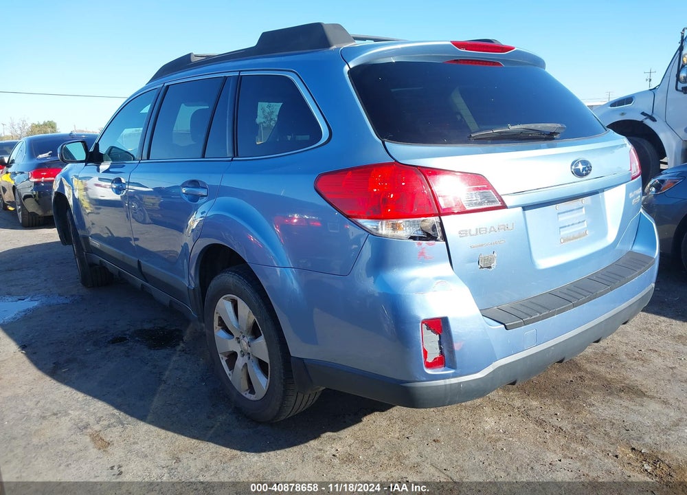 2010 SUBARU OUTBACK 2.5I PREMIUM VIN: 4S4BRBCC4A3383761