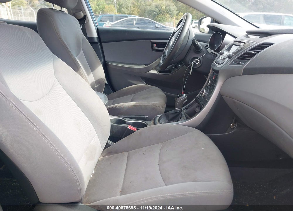 2014 HYUNDAI ELANTRA SE VIN: KMHDH4AE5EU084954