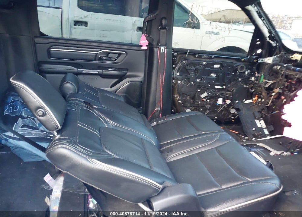 2022 RAM 1500 LIMITED 4X4 5'7 BOX VIN: 1C6SRFHT1NN144917