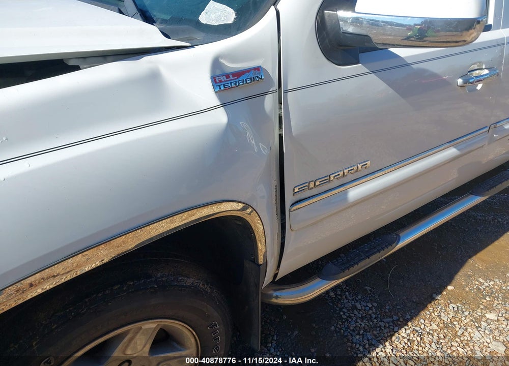 2011 GMC SIERRA 1500 SLT VIN: 3GTP2WE39BG107688