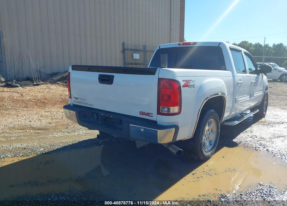 2011 GMC SIERRA 1500 SLT VIN: 3GTP2WE39BG107688