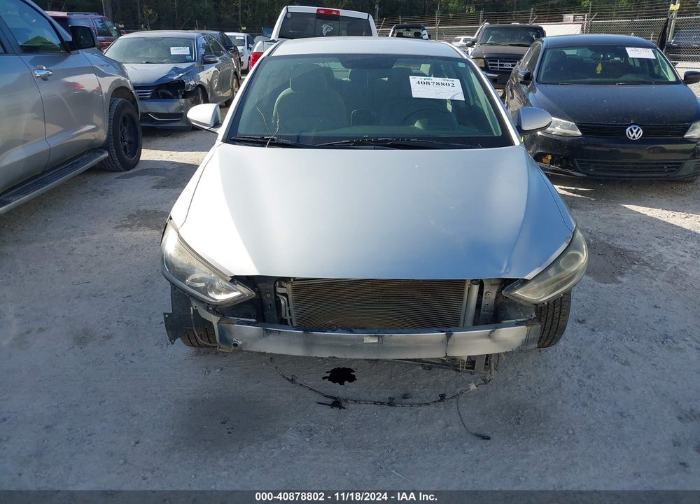 2018 HYUNDAI ELANTRA SEL VIN: KMHD84LF9JU628114