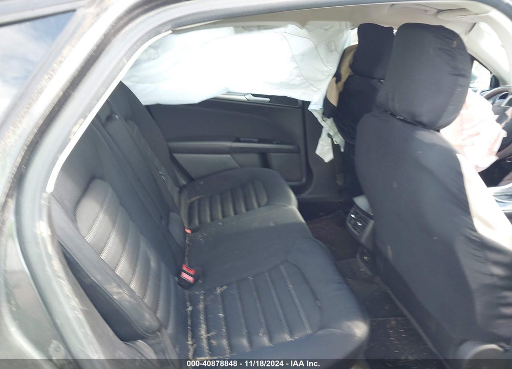 2015 FORD FUSION SE VIN: 3FA6P0H71FR219359