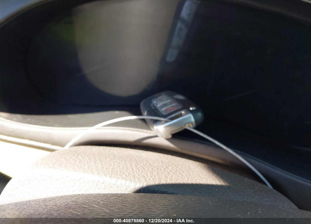 2013 HYUNDAI GENESIS 3.8 VIN: KMHGC4DD0DU232831