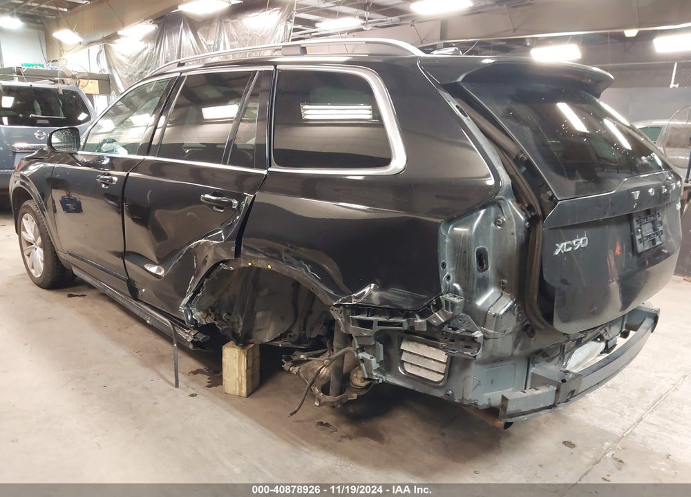 2016 VOLVO XC90 T6 MOMENTUM VIN: YV4A22PK8G1067609