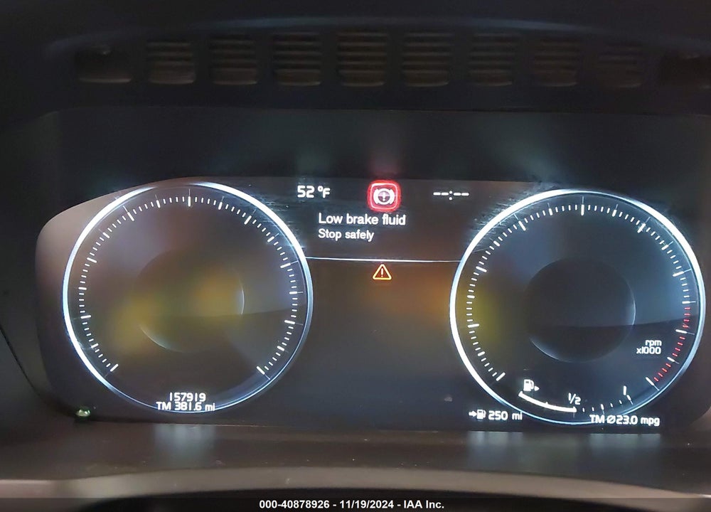 2016 VOLVO XC90 T6 MOMENTUM VIN: YV4A22PK8G1067609