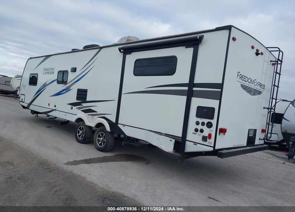 2020 COACHMEN FREEDOM EXPRESS 326B VIN: 5ZT2FEYB4LW010055