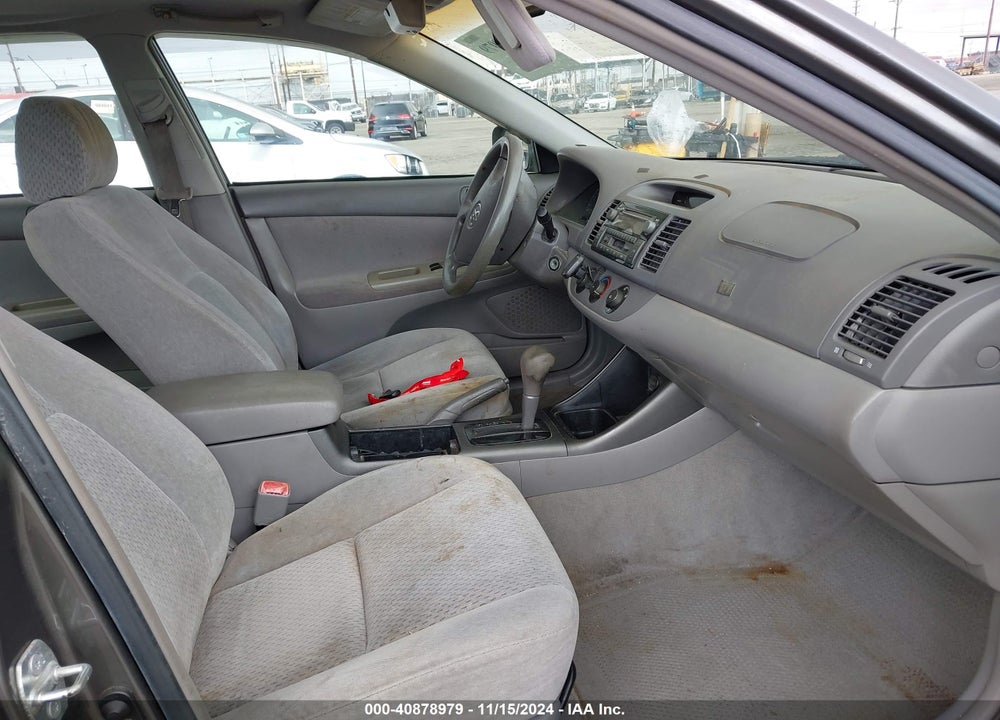 2004 TOYOTA CAMRY LE VIN: 4T1BE32K14U938223