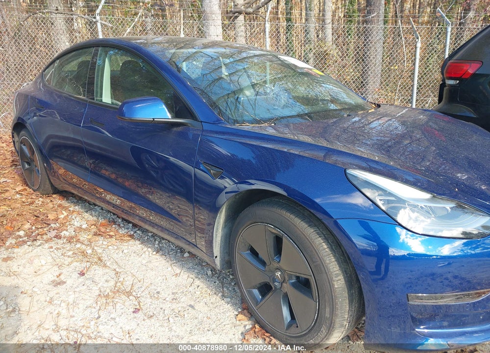2021 TESLA MODEL 3 STANDARD RANGE PLUS REAR-WHEEL DRIVE VIN: 5YJ3E1EA6MF992111