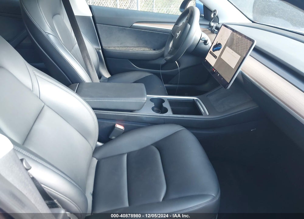 2021 TESLA MODEL 3 STANDARD RANGE PLUS REAR-WHEEL DRIVE VIN: 5YJ3E1EA6MF992111