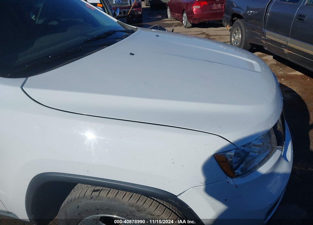 2013 JEEP GRAND CHEROKEE VIN: 1C4RJEAT6DC547336