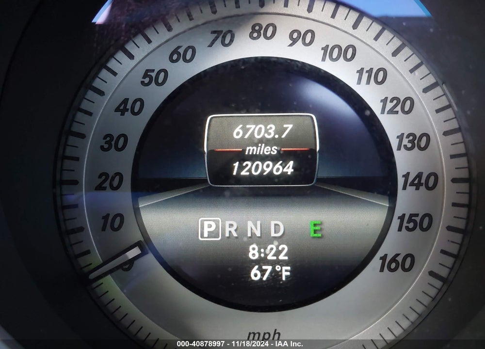 2014 MERCEDES-BENZ C 250 LUXURY/SPORT VIN: WDDGF4HB7ER309838
