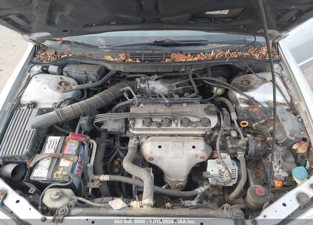 2001 HONDA ACCORD 2.3 EX VIN: JHMCG56601C005683