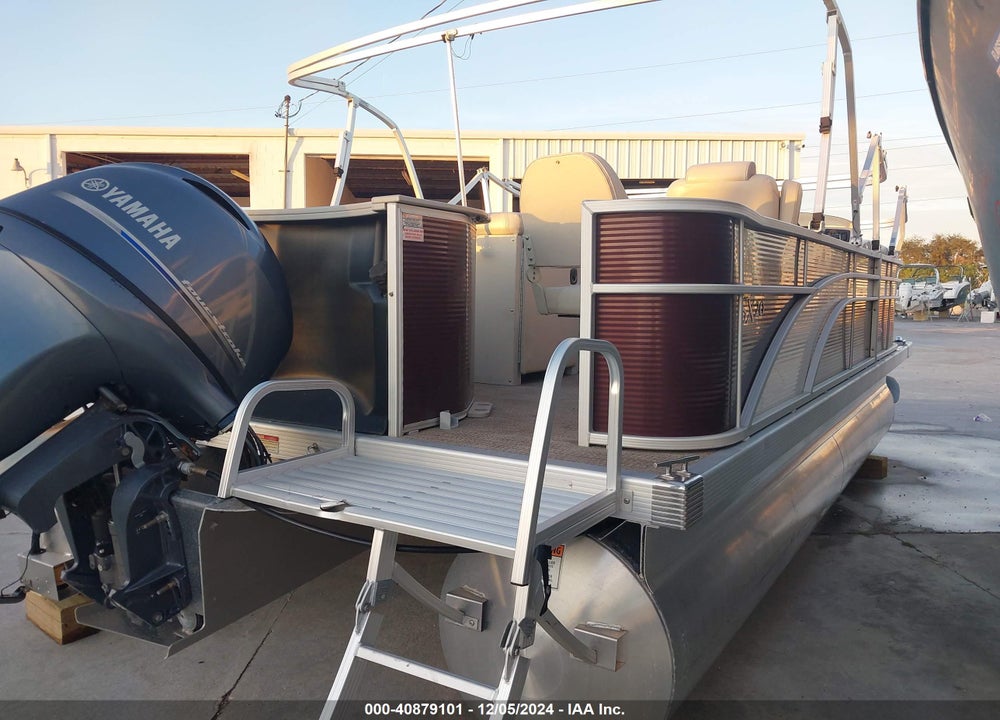 2019 BENNINGTON OTHER VIN: ETWC4635H819