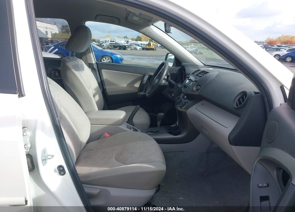 2011 TOYOTA RAV4 VIN: 2T3BF4DV8BW119370