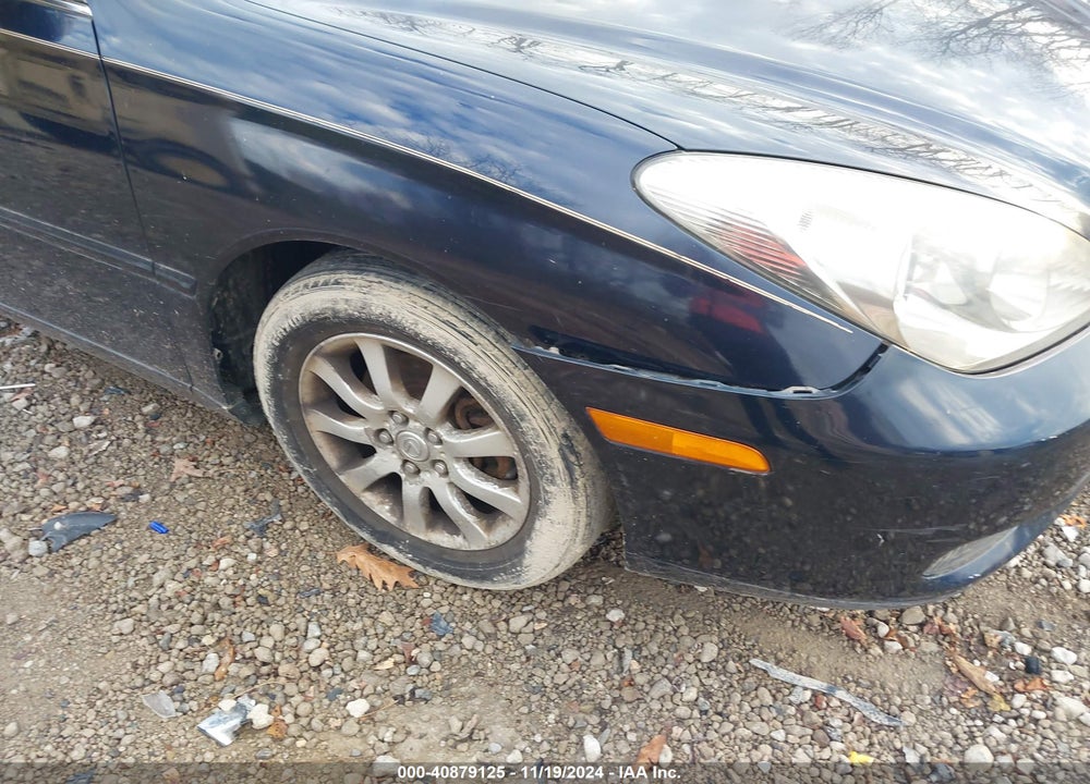 2003 LEXUS ES 300 VIN: JTHBF30G130087898