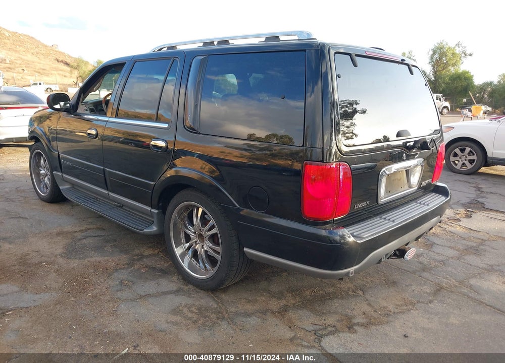 2002 LINCOLN NAVIGATOR VIN: 5LMEU27R42LJ10604