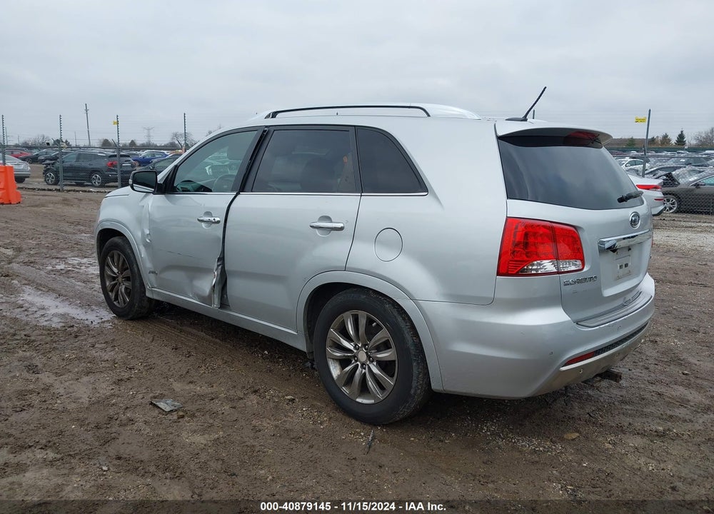 2013 KIA SORENTO VIN: 5XYKWDA26DG361618
