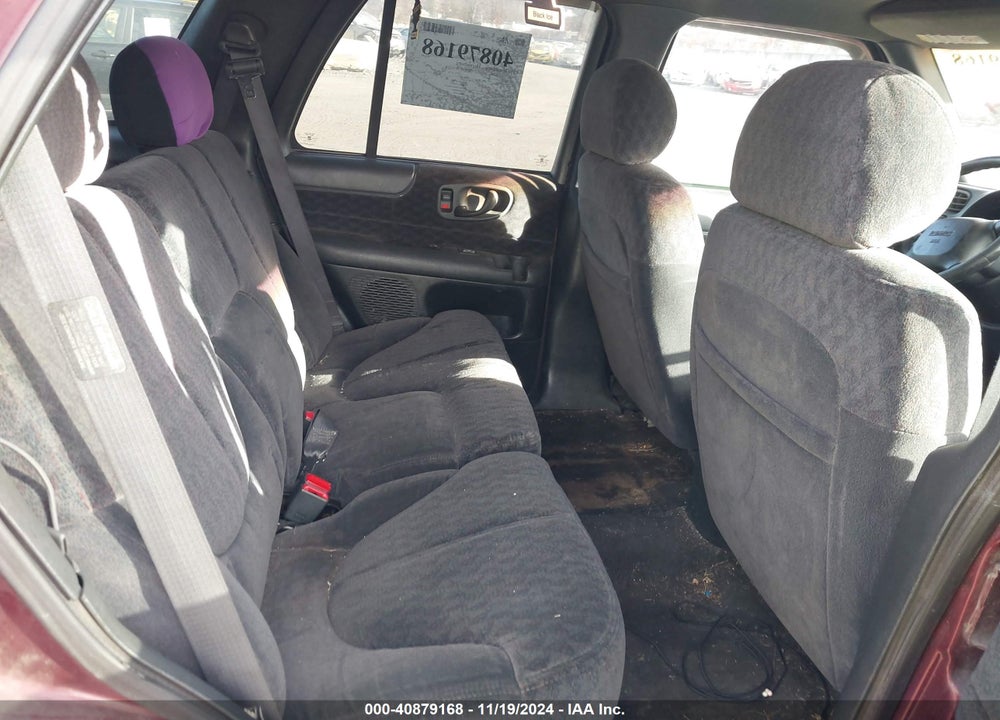 2000 GMC JIMMY SLE VIN: 1GKDT13W8Y2160629