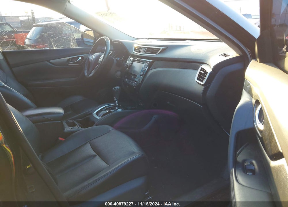 2015 NISSAN ROGUE SL VIN: 5N1AT2MVXFC813118