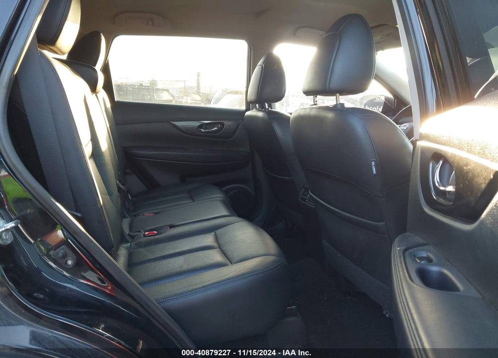 2015 NISSAN ROGUE SL VIN: 5N1AT2MVXFC813118