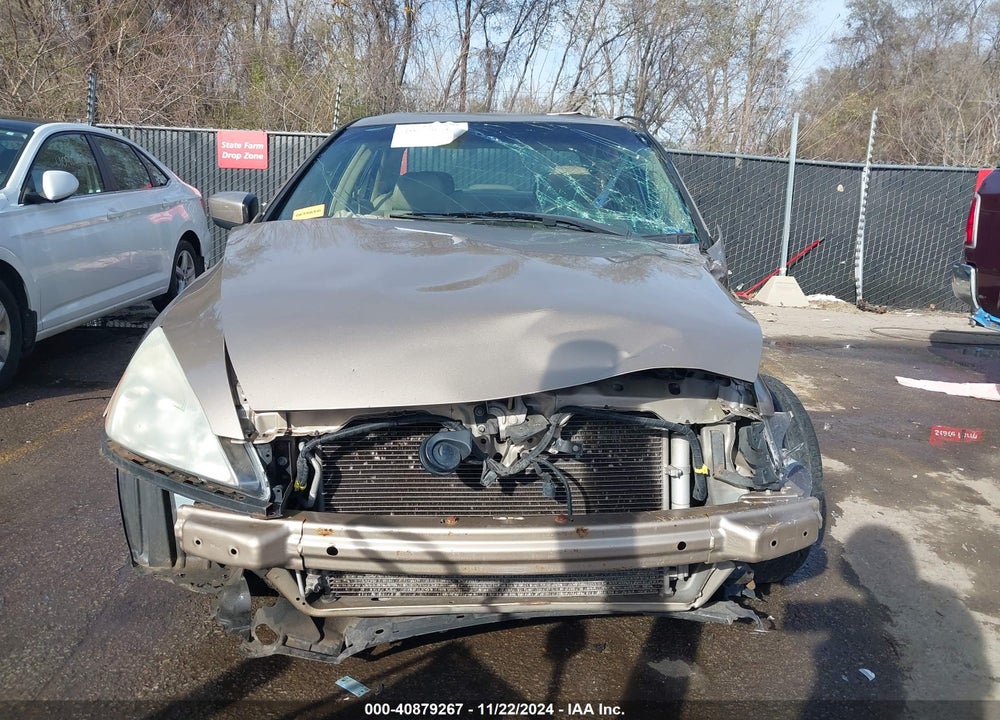 2004 HONDA ACCORD 2.4 EX VIN: 1HGCM568X4A100376