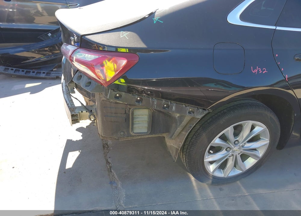 2019 CHEVROLET MALIBU LT VIN: 1G1ZD5ST9KF146003