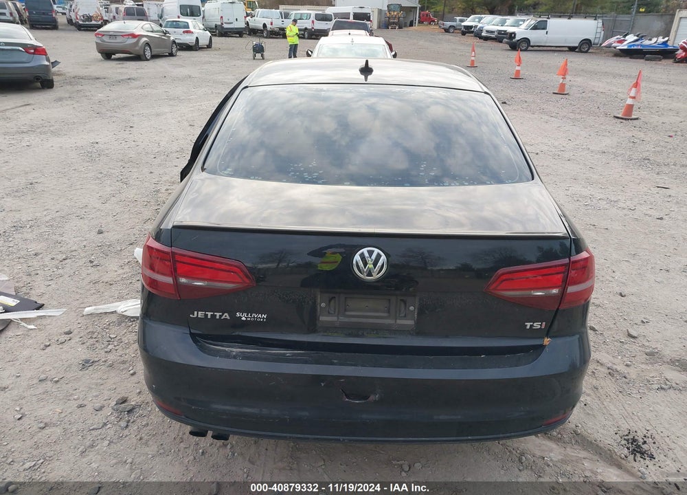 2016 VOLKSWAGEN JETTA 1.8T SPORT VIN: 3VWD17AJ8GM301697