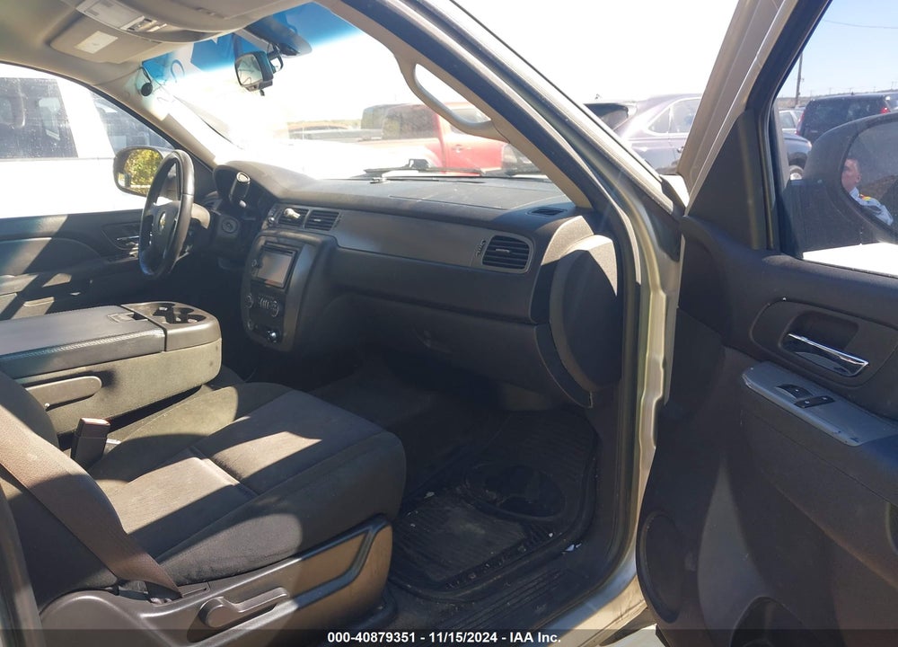 2010 CHEVROLET TAHOE LS VIN: 1GNMCAE31AR244746