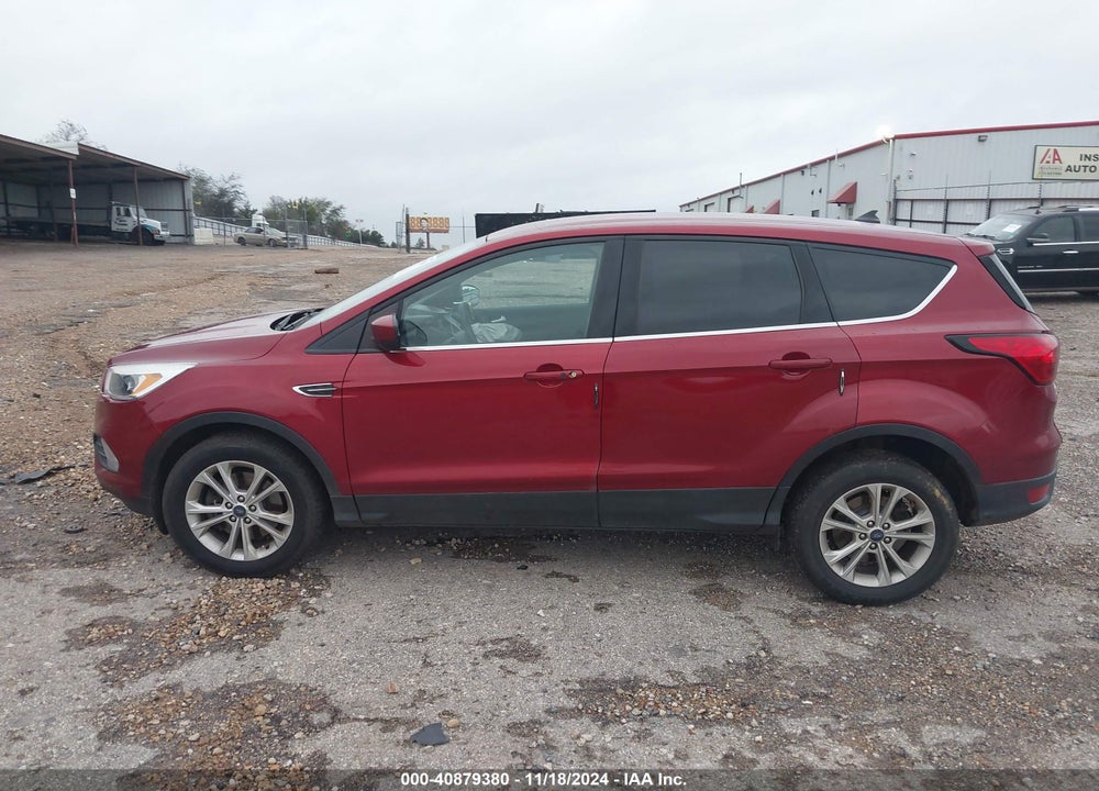 2019 FORD ESCAPE SE VIN: 1FMCU9GD5KUA86086