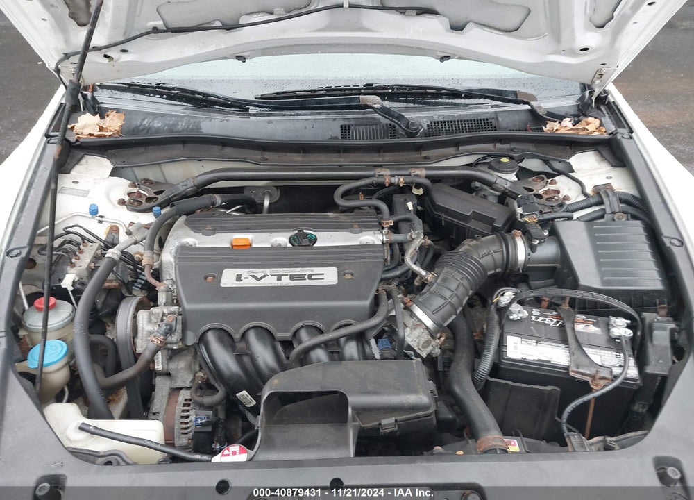 2009 HONDA ACCORD 2.4 EX VIN: 1HGCS12749A001085