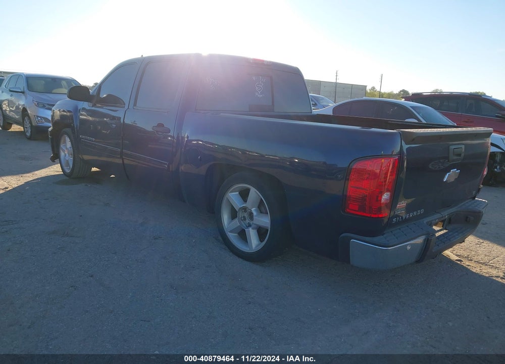 2009 CHEVROLET SILVERADO 1500 LT VIN: 3GCEC23069G137957