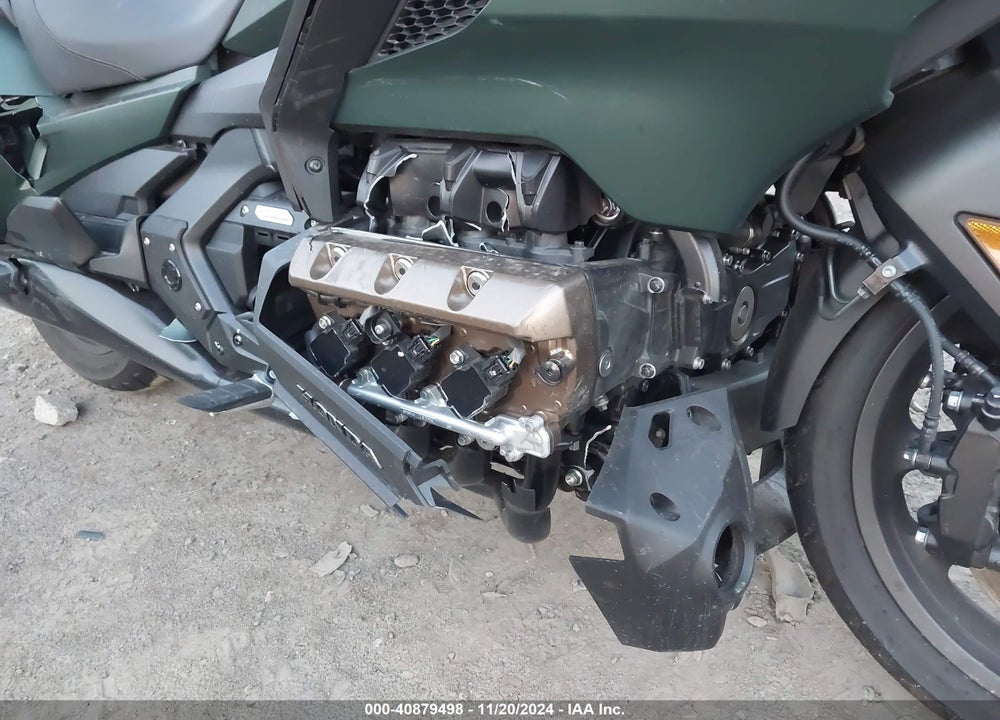 2024 HONDA GL1800 B VIN: JH2SC7942RK600610
