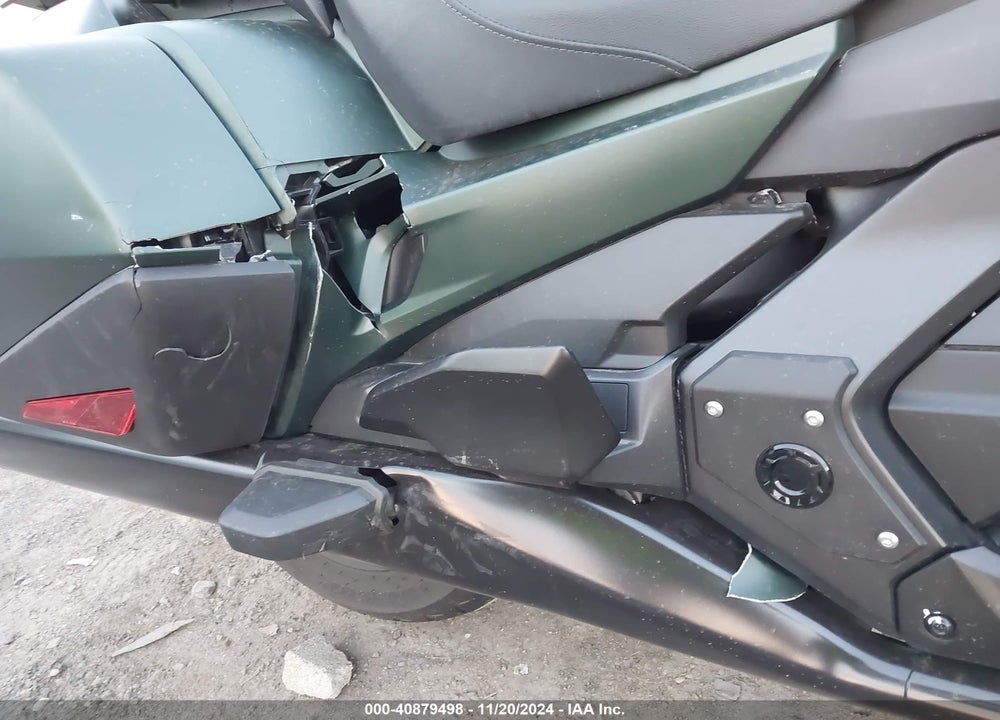 2024 HONDA GL1800 B VIN: JH2SC7942RK600610